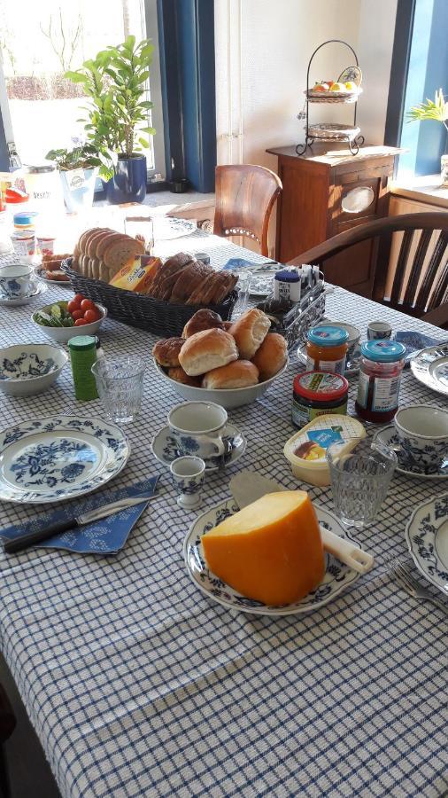 Een-West Bed & Breakfast “ Gastvrij Onthaal “ מראה חיצוני תמונה